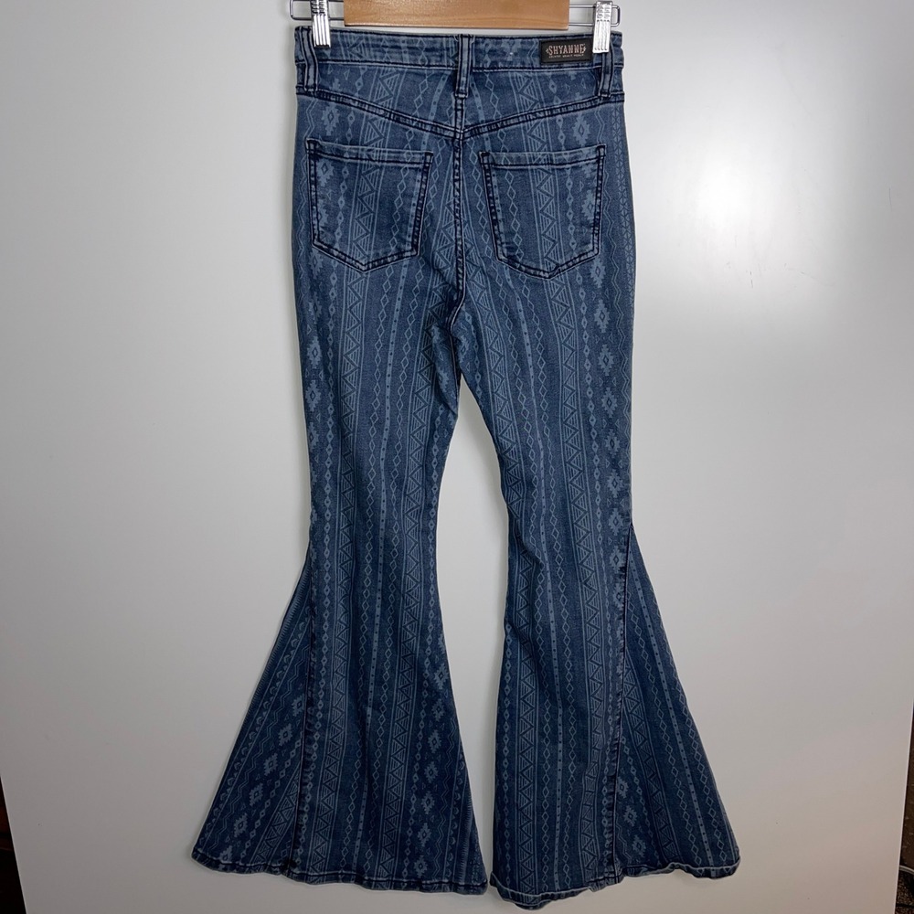 Shyanne Western Jeans Aztec Bell Bottoms Size 28 - Picture 3 of 8